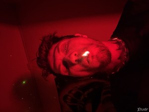 Xtudr - 7w6u1mei: Busco amo que necesite un buen servicio de un esclavo