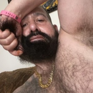 Xtudr - masseurbearded: Dominant male AMOCASH Bcn, Looking for bitches above all that I can psychologically manipulate Masseur (masseur) mag...
