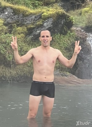 Xtudr - Dagar: I'd love to try mummification. I'm also into bareback.