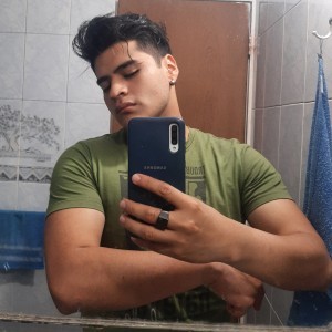 Xtudr - Karlos408: Busco pertenecer a alguien