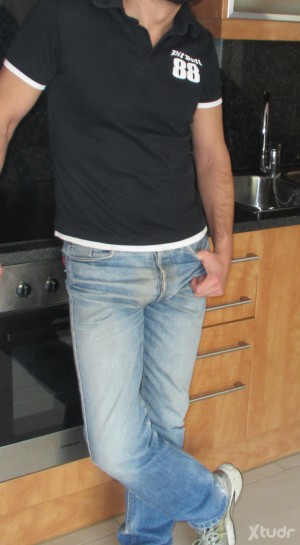 Xtudr - Machocabron: Male bastard pig and very horny looking for 100% submissive males. Get annoyed to show your face, if not, I don't know ...