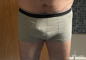 Xtudr - Machotecurioso: Machote discreto y hetero pero con curiosidad por probar cosas nuevas. Me gusta el sexo a tope y me gusta probar un ...