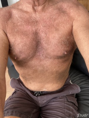 Xtudr - Baranq: NO  FACE PHOTO - NO REPLY !!
Tall hairy sub bottom guy seeks younger active top guy 25-55 
SIN FOTO DE CARA Y PERFILES VACÍO...
