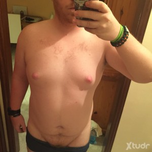 Xtudr - frangher_95: Chico joven, sin experiencia con otros tíos que está deseando experimentar su sexualidad como pasivo con hombres MADURO...