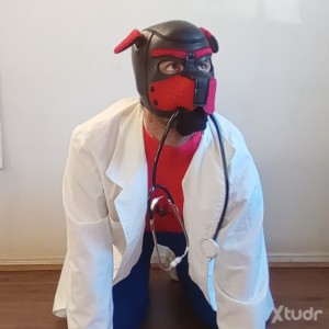 Xtudr - Liampuppy1: Playful and loyal puppy. Lover of leather, lycra, gloves, and clinical, military, and formal uniforms. Always ready to p...