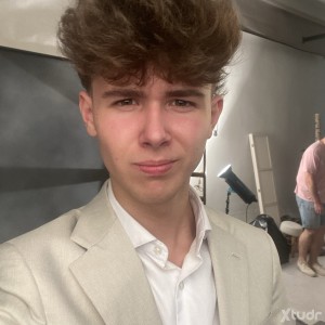 Xtudr - Joven16: I'm looking for a dominant man who wants to have sex with me, I'm a very handsome young guy, and please have poppers so it ...
