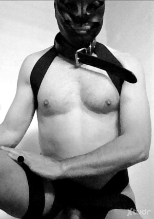 Xtudr - angeloscuro: Telegram: @mixitu
Me agrada una buena coversación, me seduce la inteligencia y claudico ante una actitud magnamente dom...