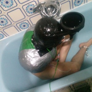 Xtudr - samgiors: # Explorando mi lado Dom últimamente
Me gustan los Amos duros y dominantes, que sepan llevarme al límite. Tengo habitación...