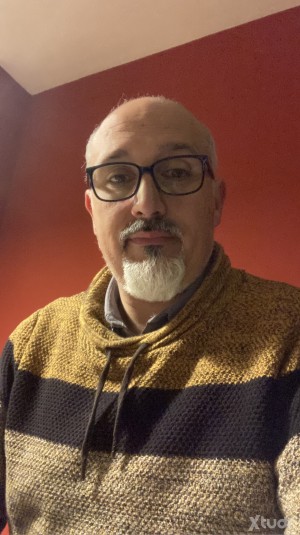 Xtudr - Xibori: Caring daddy and foot fetishist. I'm looking for a young footfriend, max 30 years old.
I also enjoy foot torture, especially...