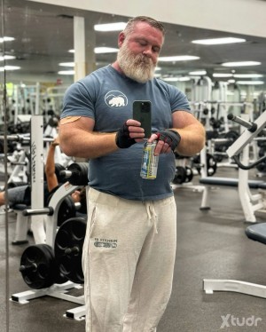 Xtudr - armstrongmikal: Let's get to know each other better