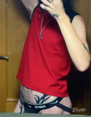 Xtudr - luperko: Bendecido por Fauno Luperko, dios de los rebaños, la lujuria y las fiestas salvajes.
Travieso, sumiso, con imaginación perv...