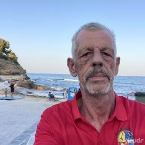 Xtudr - PENEcastigado: Soy nuevo en el Bdsm y nesesita aprender para soy un buen object para un Amo 
Me siento un perro sumiso que necesita ...