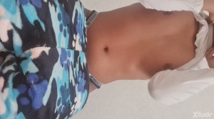 Xtudr - Femboy-morenito5: Holaa busco diversion jaja
Soy alguien muy gentil y obediente