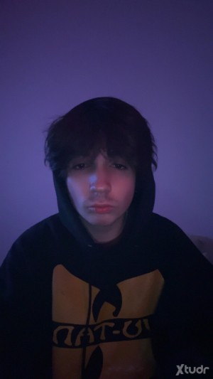 Xtudr - Ajtinybottom: Hookups only I just wanna be plowed