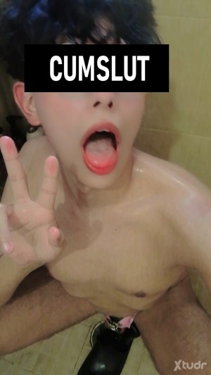 Xtudr - PetBoy: I have a chastity cage and I wish someone would keep it with me forever, it's that simple.
I'm 1.85cm, 82kg, 25 years old.
T...