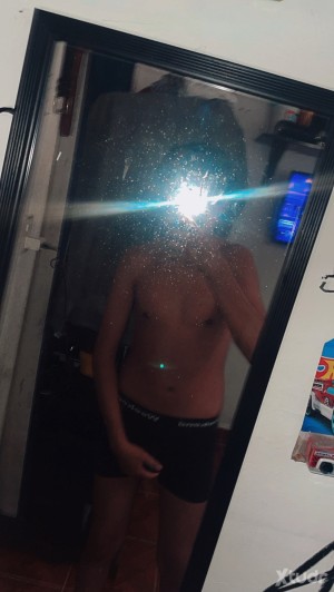Xtudr - snodd: Soy muy joven versátil busco sex 