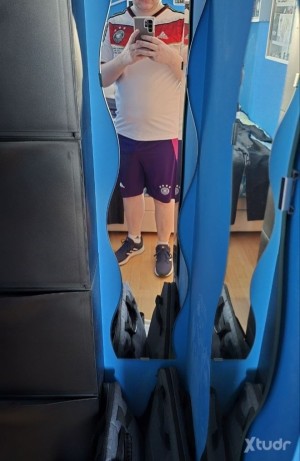 Xtudr - grar.oun: Bdsm, work gear, sm roleplay, kidnaping, soccer gear, inmate.
Aqui para conocer gente y quedar, soy pasivo pero puedo prob...