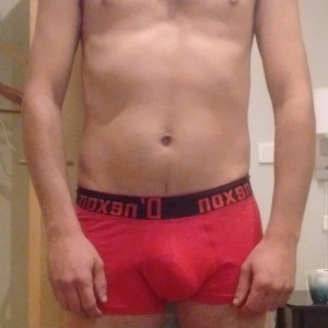 Xtudr - Amo28alc: Hello, I'm looking for real submissive men, no idiots, only serious and determined ones, no idiots. Don't ask me any quest...