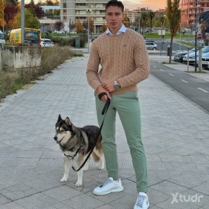 Xtudr - GoldenG: Soy un tipo relajado y tranquilo.