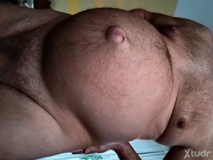 Xtudr - Feedsub: SUB is looking for his Feeder / Master who wants to take control in all areas.
