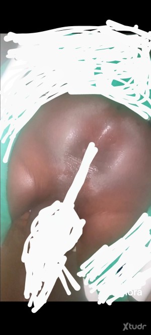 Xtudr - Feedingurmouth: Lookin for a hungry mouth to use. 
Horny mature black luv my cock and hole worked over by mature man that likes to s...