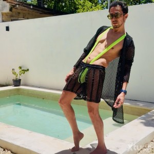Xtudr - FAGooner: Hola qué tal, me presento. Soy súper sumiso y MUY exhibicionista. Disfruto todo lo que tenga que ser en público y con  dom...