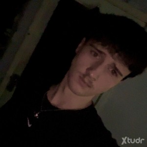 Xtudr - Ethan181: Hey
🏳️‍🌈
Anyone message me 
Ask for Snapchat 🤪
Into anything