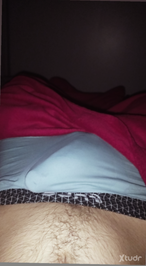 Xtudr - SubBoyHorny: Sou um menino obediente, pronto para aventuras e para experimentar coisas novas.