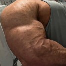 Xtudr - dickh: Macho alfa con cojon...