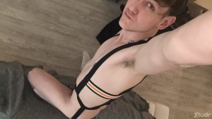 Xtudr - SublookingtoServe: I've learned to serve over the last year and the need to please keeps getting stronger, I want something long ter...