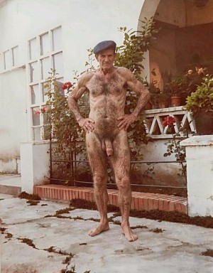 Los machos cuanto más maduros más sumiso y cerdo me vuelvo