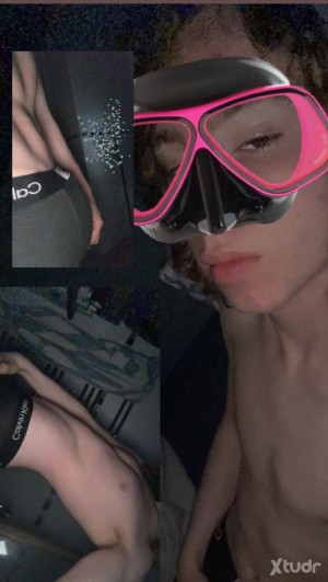 Xtudr - eddiewards25:  I am a good boy looking for a master, I love bondage and all things kinky 