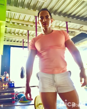 Xtudr - kshionditohot: Verified Profile 
compliant bottom pig enduring