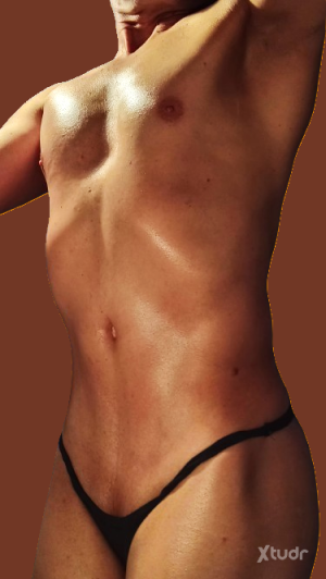 Xtudr - ilfotos: I'm a sensitive nipple bottom. I'm usually used as you can see in the delivered videos, completely given. But I'm usually t...