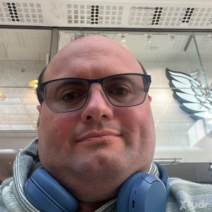 Xtudr - Rich5: I’m into music mostly 