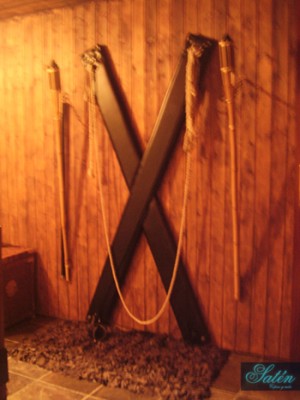 Xtudr - esclavo-total: Busco Amo con pocos limites para sesiones de BDSM.
La foto del perfil no es mia, de cara por privado.