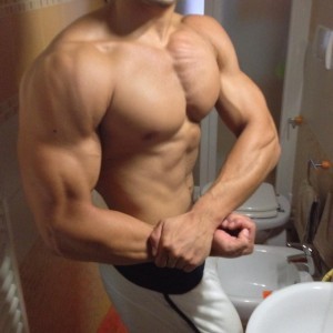 Xtudr - marcocc123: I'm looking for good bitches willing to obey without hesitation.