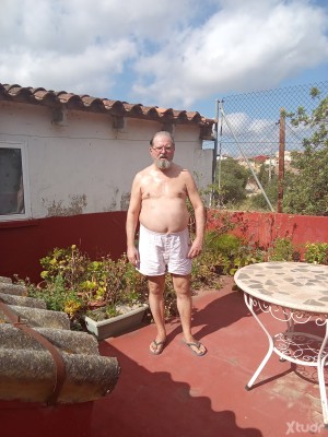 Xtudr - Liberalpasivo: Open-minded liberal man in case of having a serious relationship, open serious relationship.