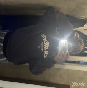 Xtudr - esclavopeque: soy todo tuyo te hago caso y chupo bien 
solicitarle al ig: cpp.tum8