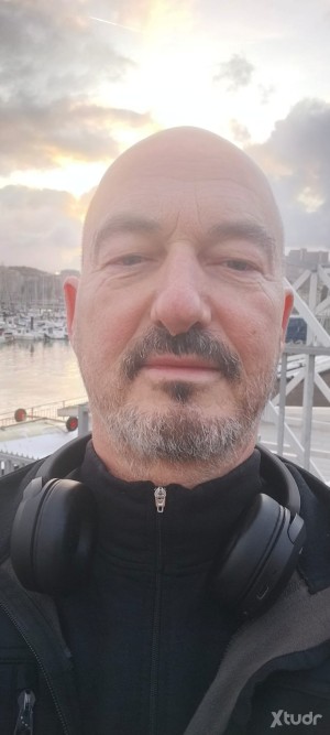 Xtudr - omegaXALPHA: Soy un hombre natural. Busco una dinámica real, lejos de los convencionalismos y las fantasías superficiales. Mi sumisi...