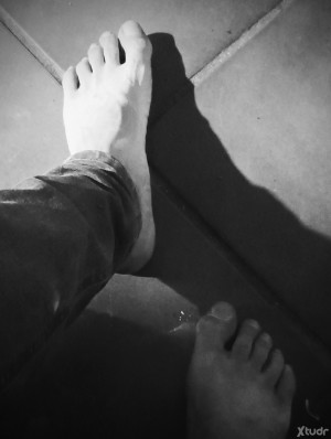 Xtudr - AMOFeetObrero: Hola.Me gustaría encontrar a una persona con inquietud por la adoración de pies. 
Me gustaría alguien fijo y con expe...