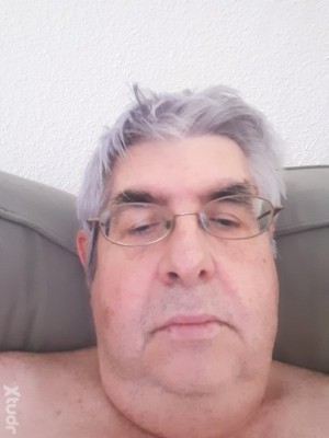 Xtudr - Bestia: Esclavo marica busca Amo a quien chupar su polla y que me dé por culo. Adicto al popper. Tengo sitio. No tengo coche. Sólo h...