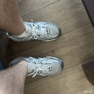 Xtudr - mastercabron1: 
Busco chavales pringaos dispuestos a hacer lo que me salga del rabo
Ostias, gapos, insultos, ballbusting, pinzas, ah...