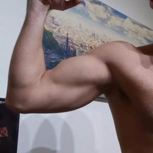 Xtudr - facesittingbcn: Switch athlete. Very cool. I don't have anything to hide.
As a dominant man, I love professor-student, father-son re...