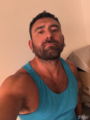 Xtudr - Justehatch: Aca sumiso mamado guapo 35 años
Me va:
Castidad
CBT
Spanking
Momificacion
Humillación 
Objetificacion
Poppers
Fist
Busco...