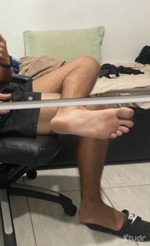 Xtudr - Descargame: Busco sacaleches que me adore y vacíe el rabo mientras veo porno.
Popper+