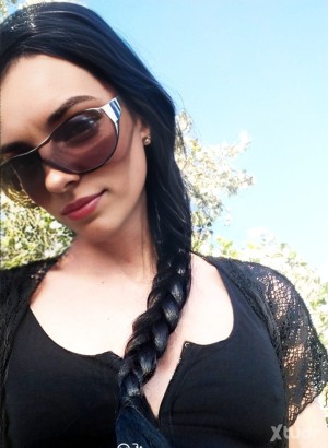 Xtudr - Maca: Soy sumisa obediente adicta al BDSM 