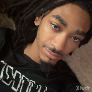 Xtudr - Javier_twink: Im just looking for hook ups and trading pics