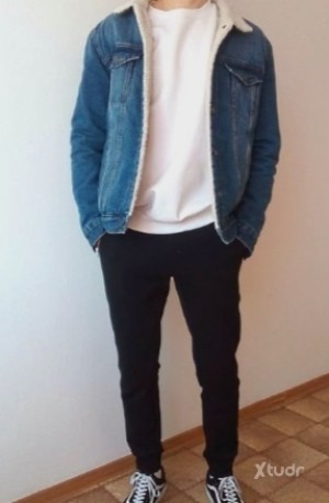 Xtudr - Hipolite: I'm looking for a submissive for a fixed relationship with a taste for lingerie.