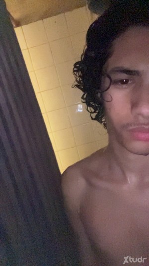 Xtudr - clark_dvs: Love swimming and fun